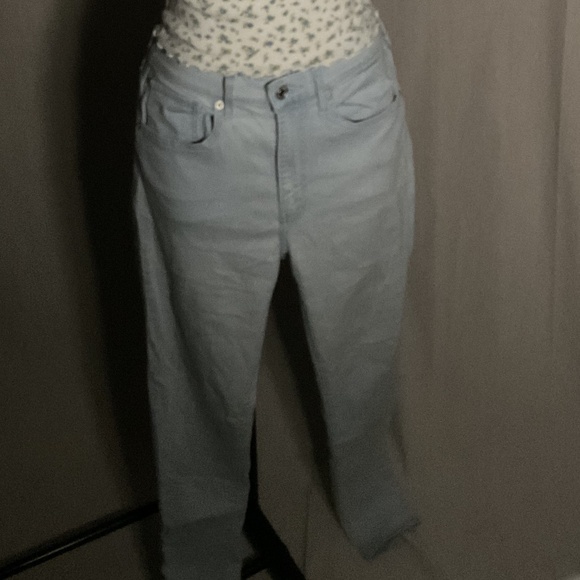 Light Levi’s Italian Denim Skinny Jeans - Picture 1 of 8